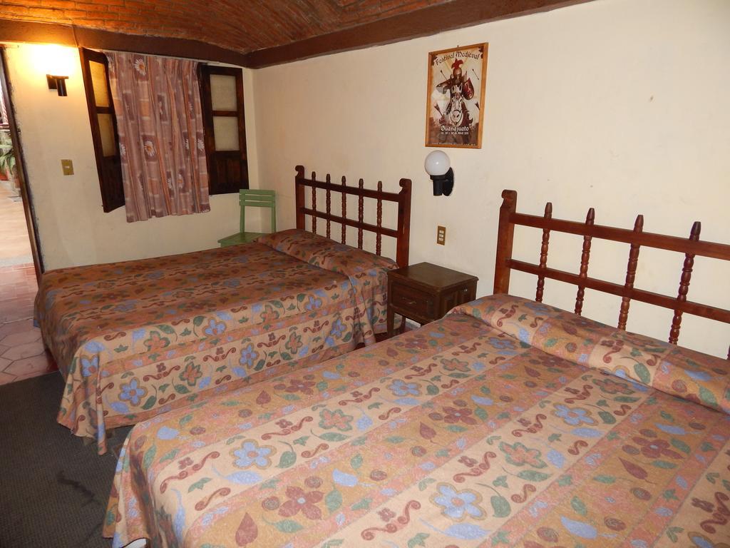 Hotel Molino Del Rey Guanajuato Room photo